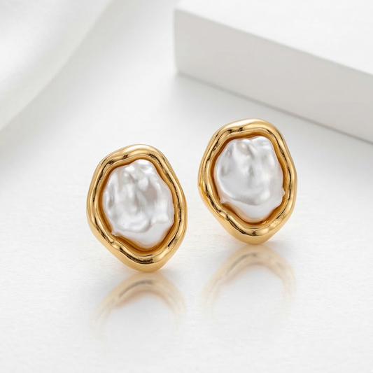 Aurélia Baroque Pearl Gold Earrings