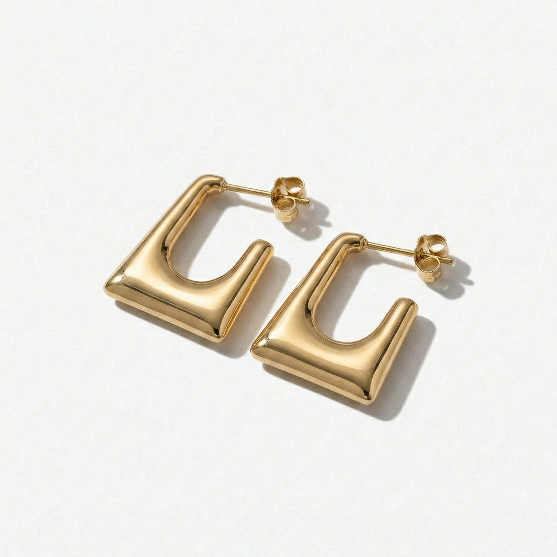Élan Geometric Gold Earrings