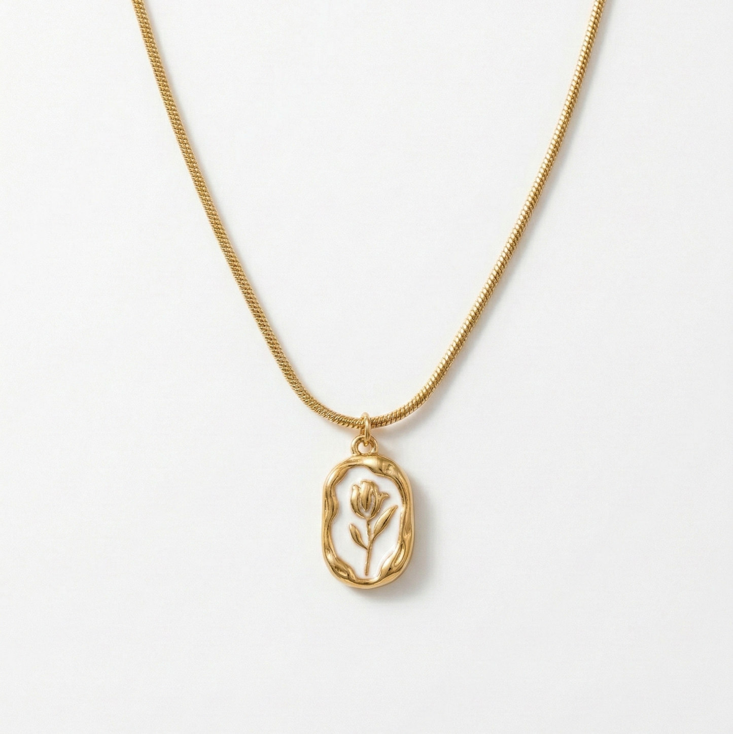 Belle Rose Necklace