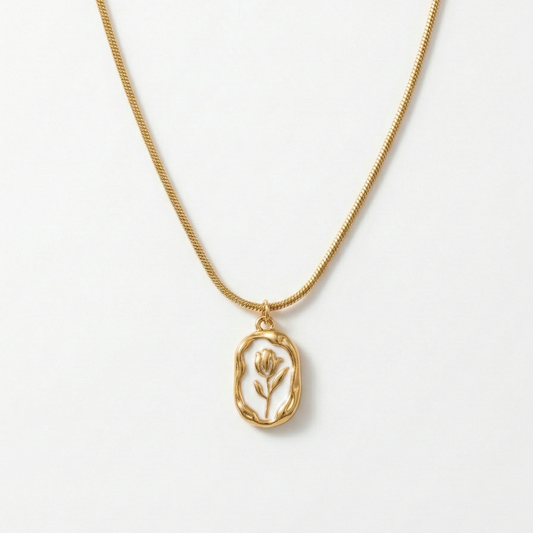 Belle Rose Necklace