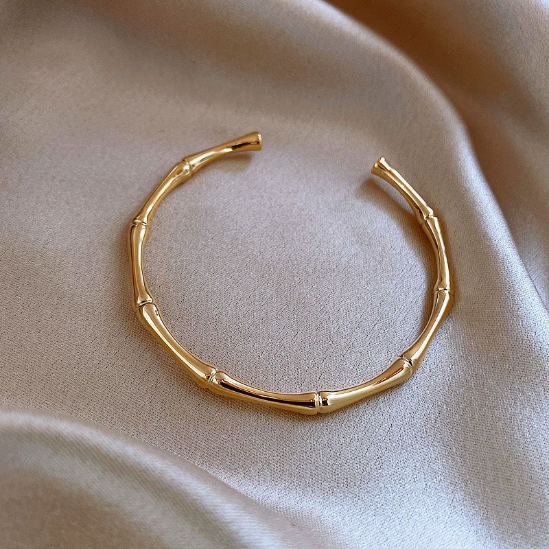 Aurora Bone Bangle